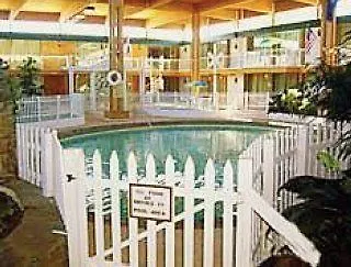 Regency Inn & Suites White River Junction
